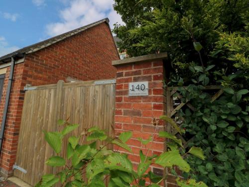 Modern Room with Private Outdoor space Pass the Keys — Gosforth — photo 2