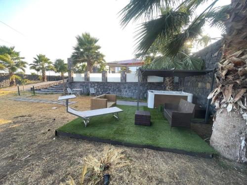 Villa Clelia Jacuzzi Garden — 4-Star Luxury Hotel in Catania, Italy