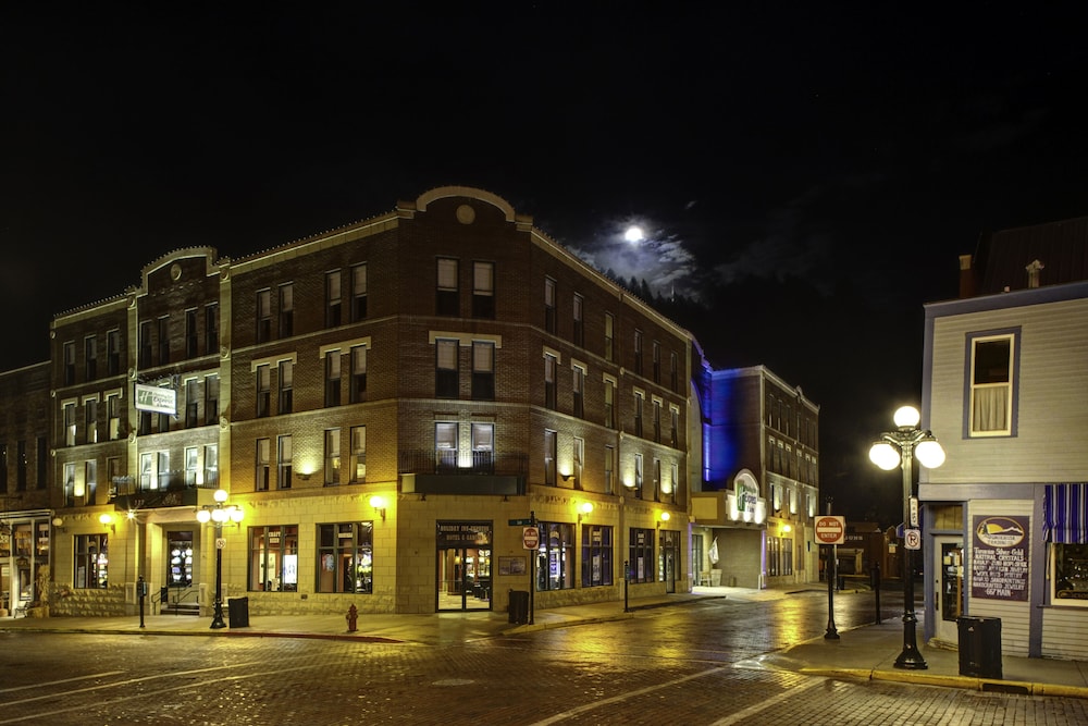 Holiday Inn Express Hotel & Suites Deadwood Gold Dust Casino - photo 51