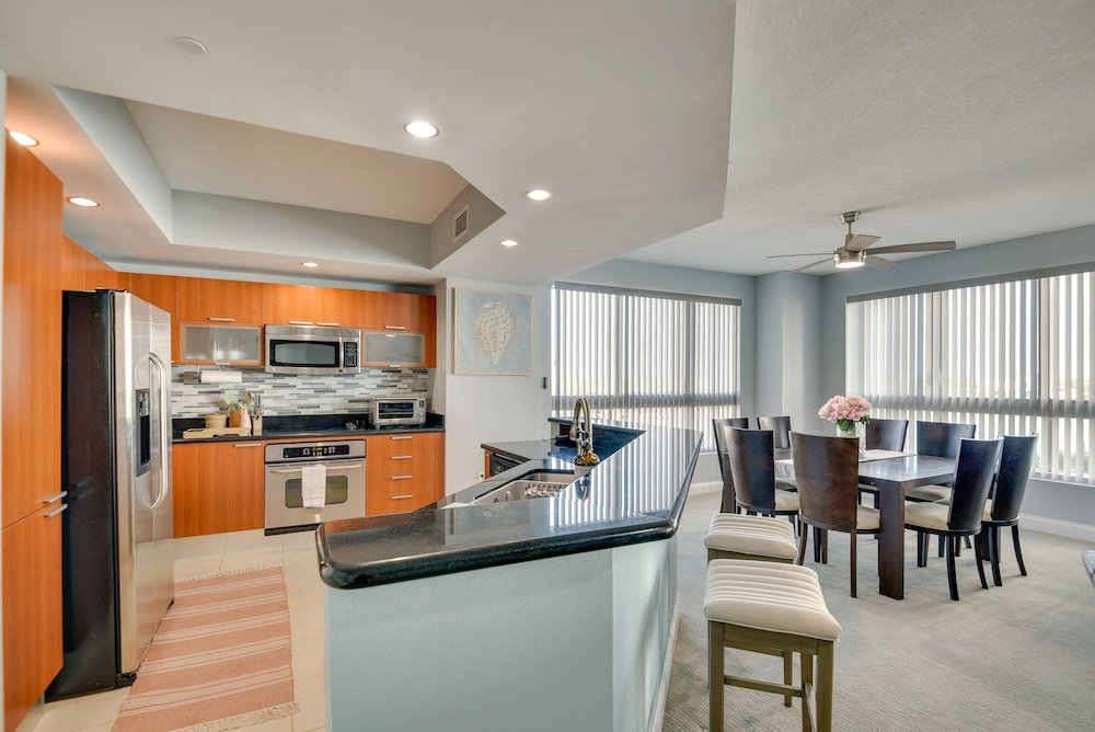 Luxe Resort Condo 2 Mi to Daytona Beach - photo 9