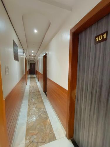 Hotel Time Gold Near Domestics Airport