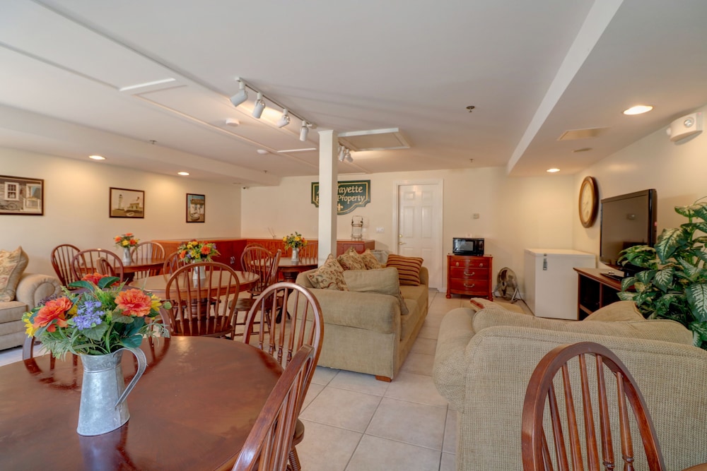 Sea View Inn - photo 84