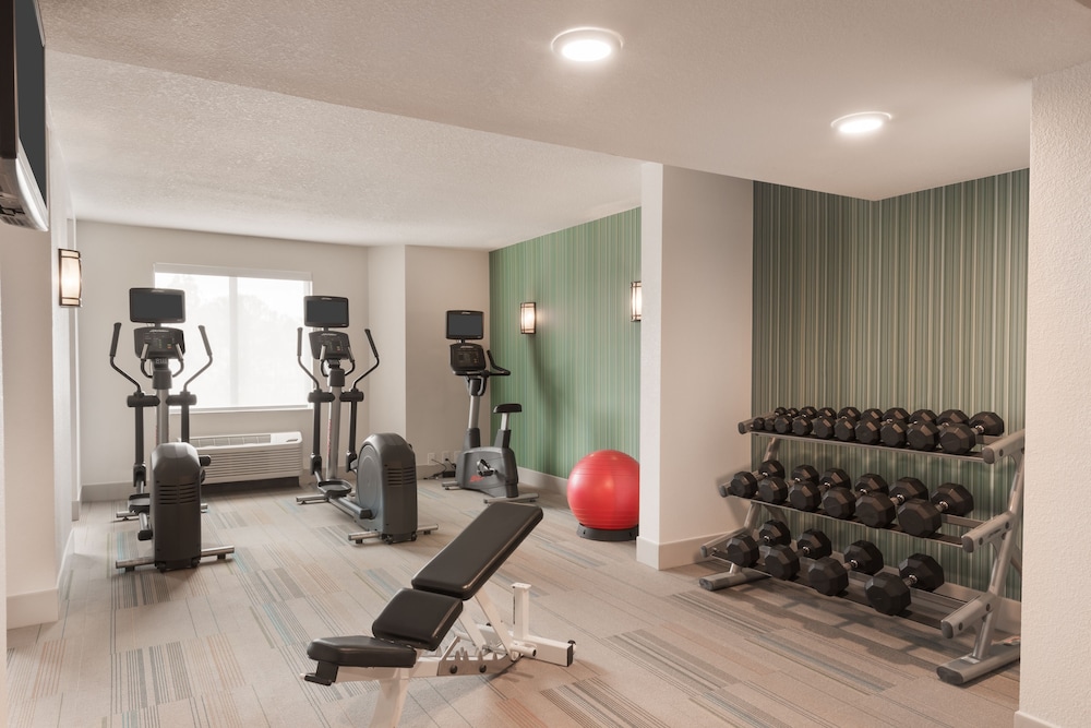Holiday Inn Express & Suites Nearest Universal Orlando by IHG - photo 28
