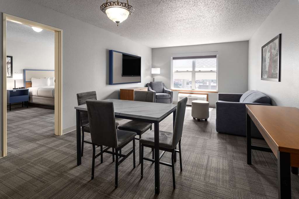 AmericInn by Wyndham Iron Mountain - photo 10