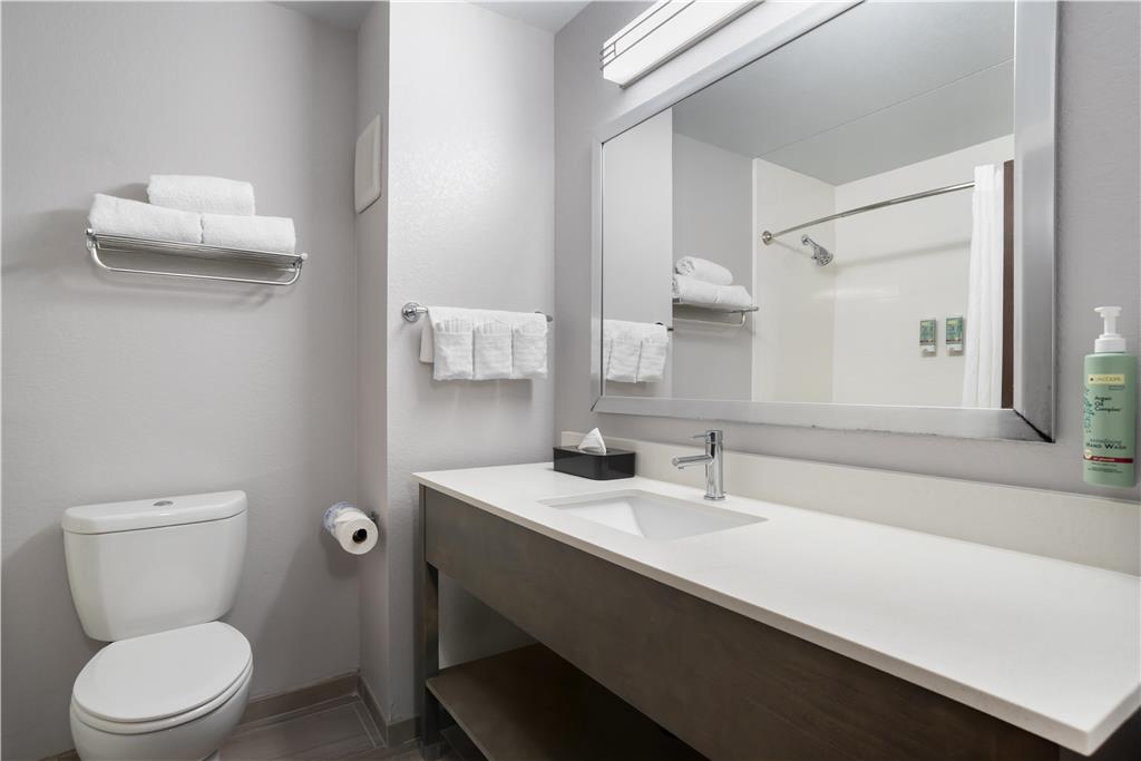 Best Western Brewton Inn - photo 32