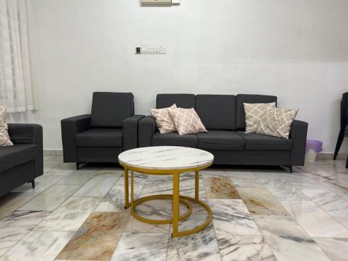 M Guest House2 — Muar — photo 2