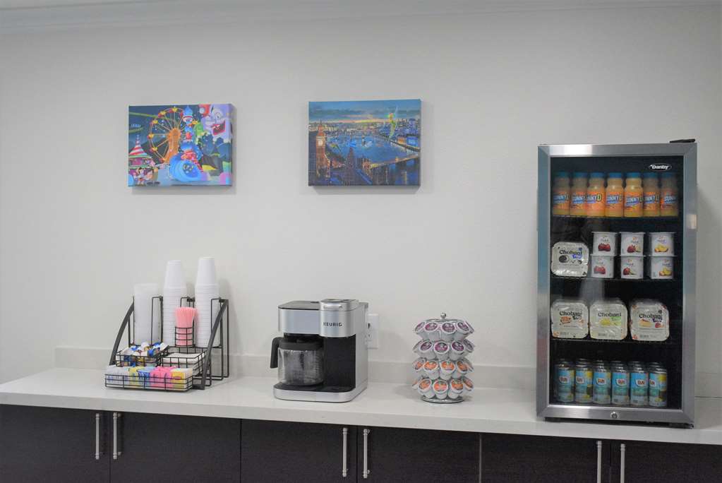 Signature Anaheim Maingate - photo 21