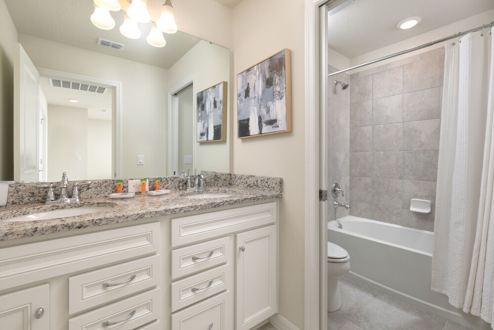 Gorgeous 5Bd with Pool @ Windsor Island Resort 111 - photo 18