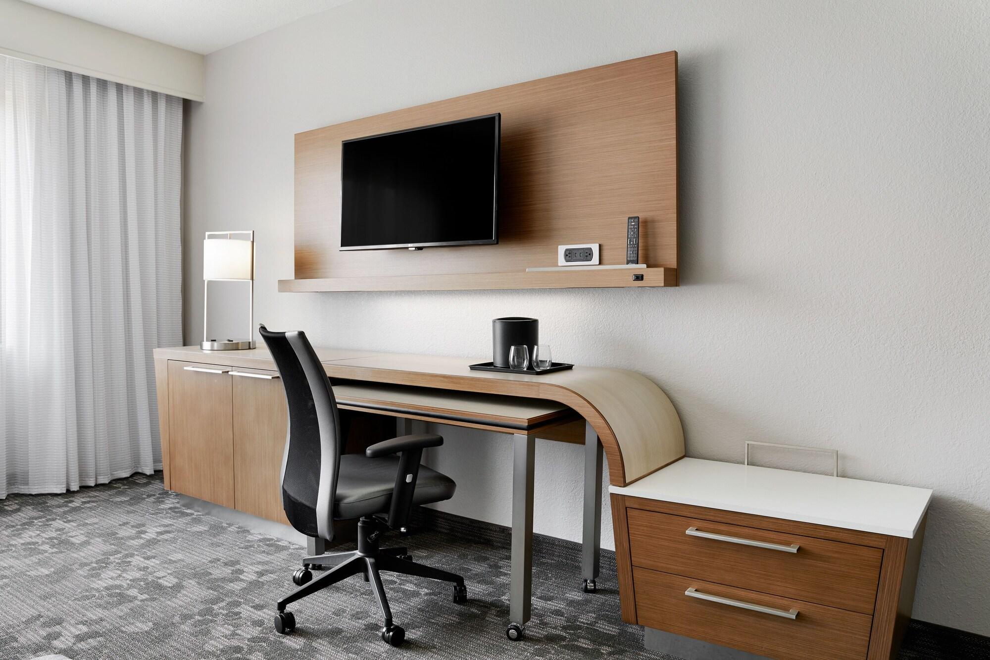 Courtyard by Marriott Dallas Grand Prairie - photo 7