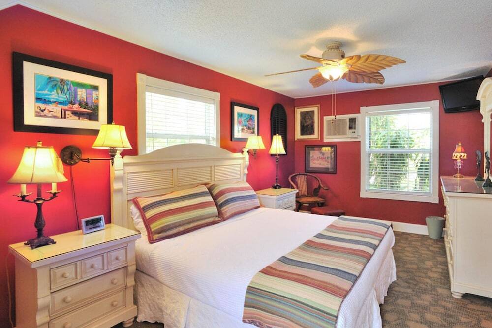 Old Town Garden Villas - photo 4