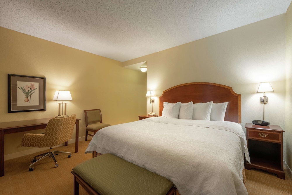 Hampton Inn & Suites Vicksburg - photo 9