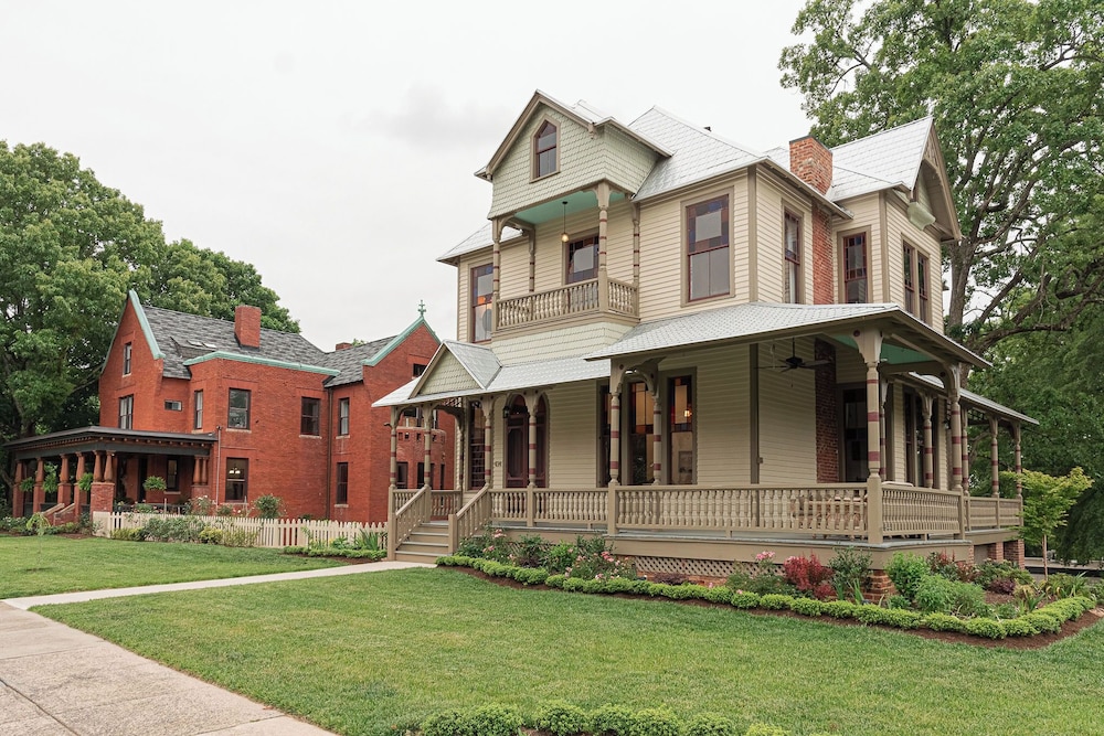 Summit Street Inns - photo 116