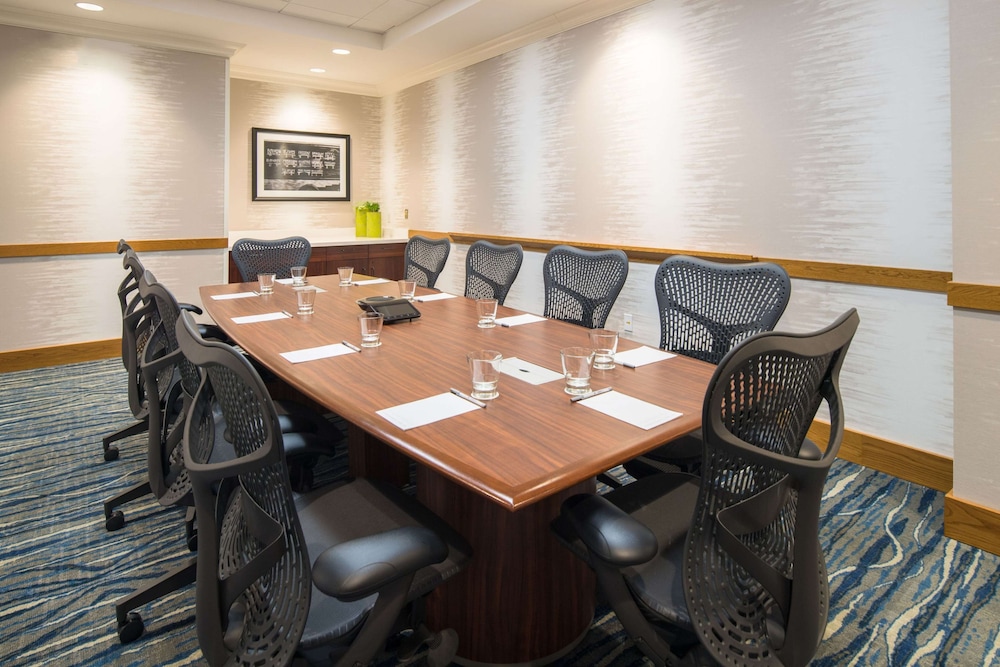 Hampton Inn & Suites Portland Pearl District - photo 41