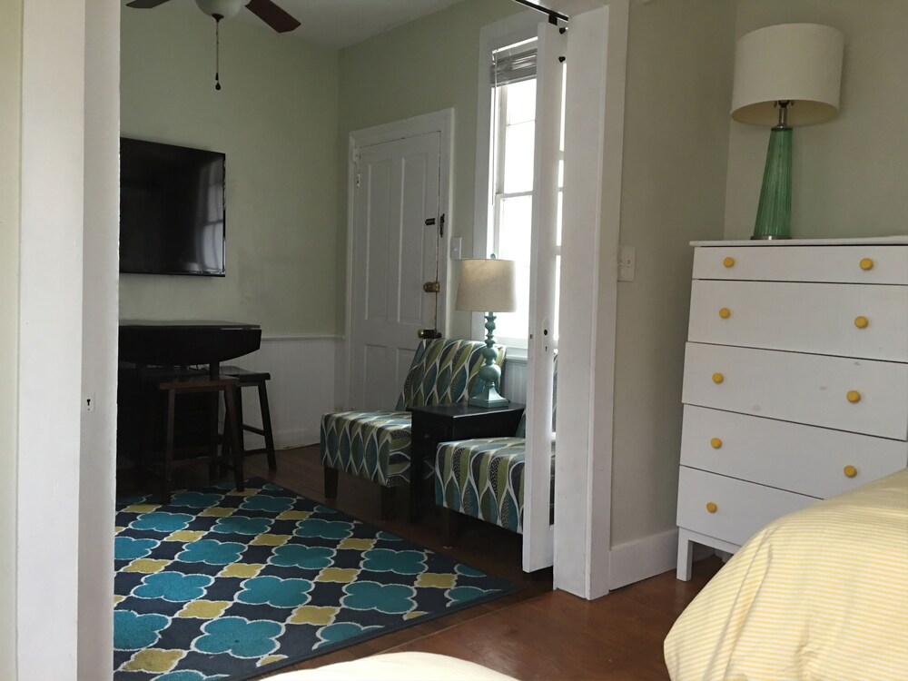 Suites on Coming - photo 53