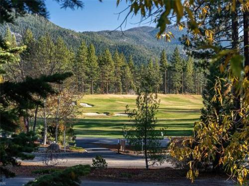 Incline Village Championship Golf Coarse Retreat