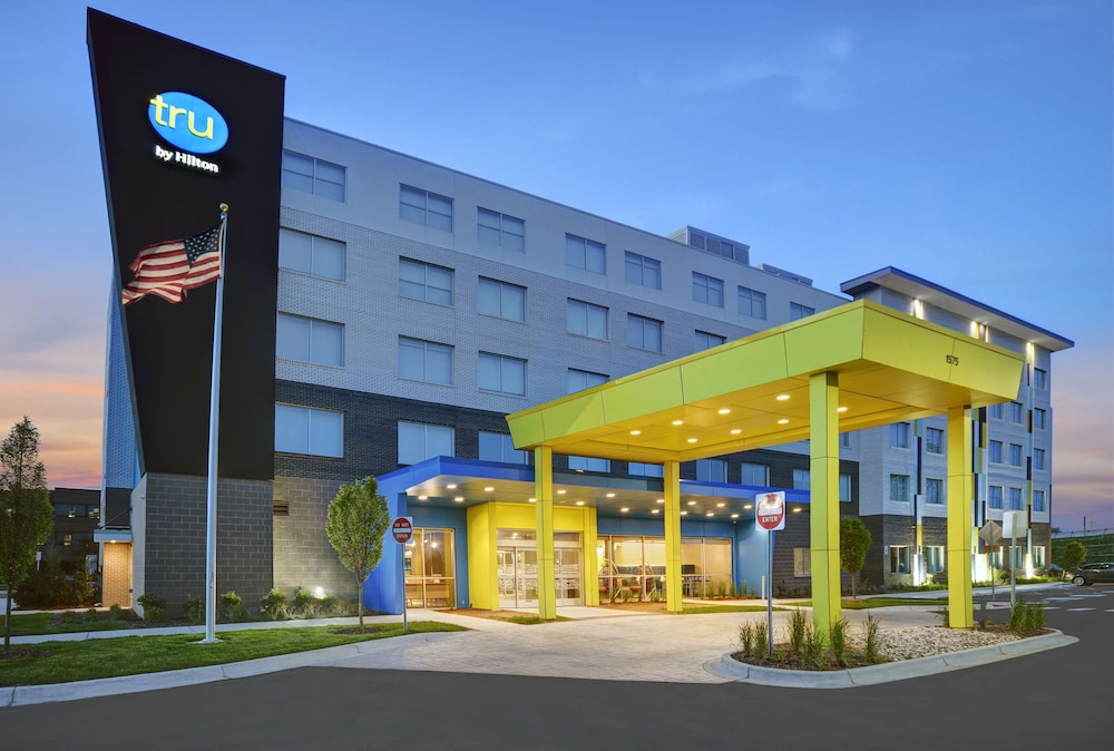 Tru by Hilton Troy Detroit - featured photo