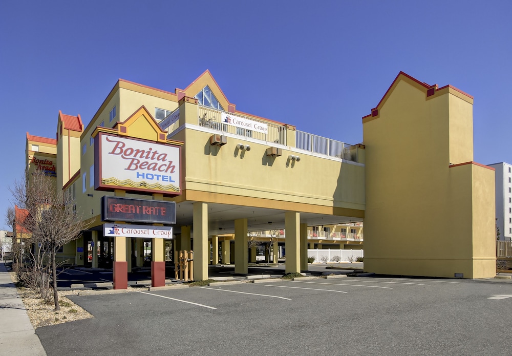 Bonita Beach Hotel - photo 34