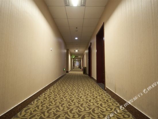 Super Hotel - carbon neutral hotel in Anyang