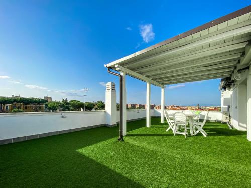 Al 13 La Terrazza — 4-Star Luxury Hotel in Rome, Italy