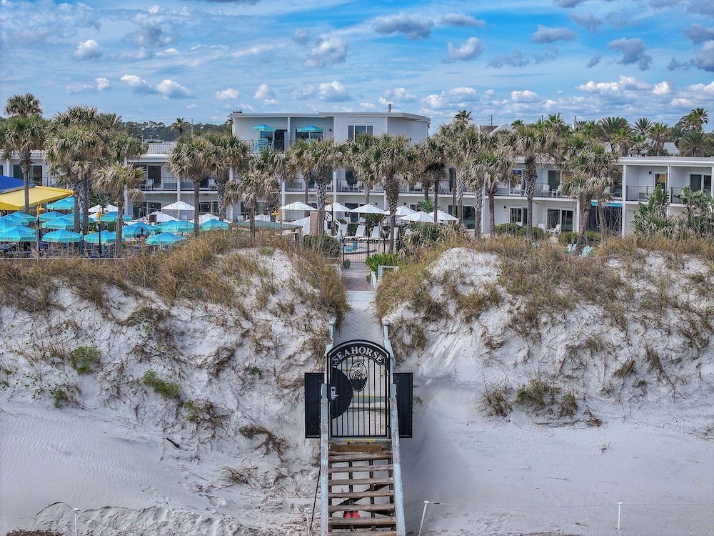 Seahorse Oceanfront Inn - photo 125