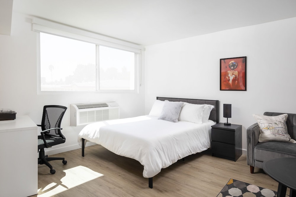 Fenix Hotel Hollywood - photo 31