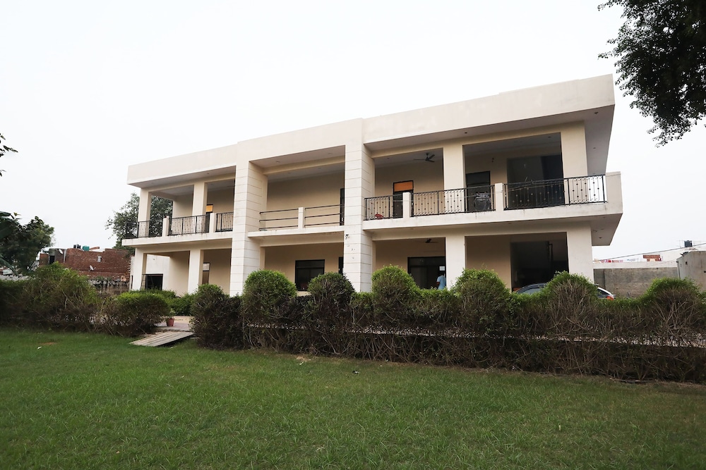 Maharana Farms By Oyo Rooms