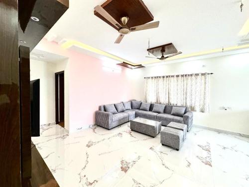 Servostay KPHB Phase 15 New Stunning 15 BHKs Full Building with Terrace & Parking — 4-Star Luxury Hotel in Hyderabad, India