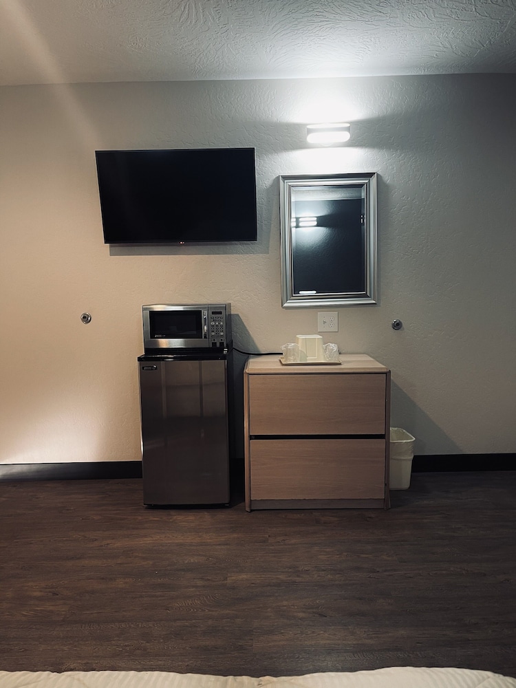 Century 21 Motel - photo 9