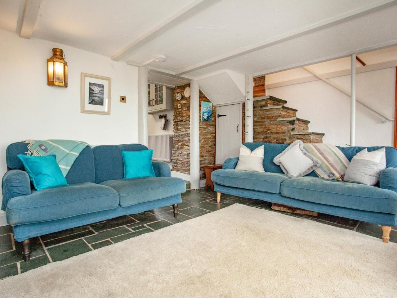 Railway Cottage — 4-Star Luxury Hotel in Camelford, United Kingdom