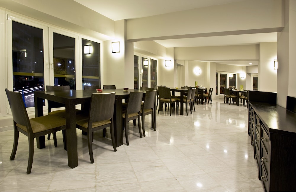 מזון ומשקאות