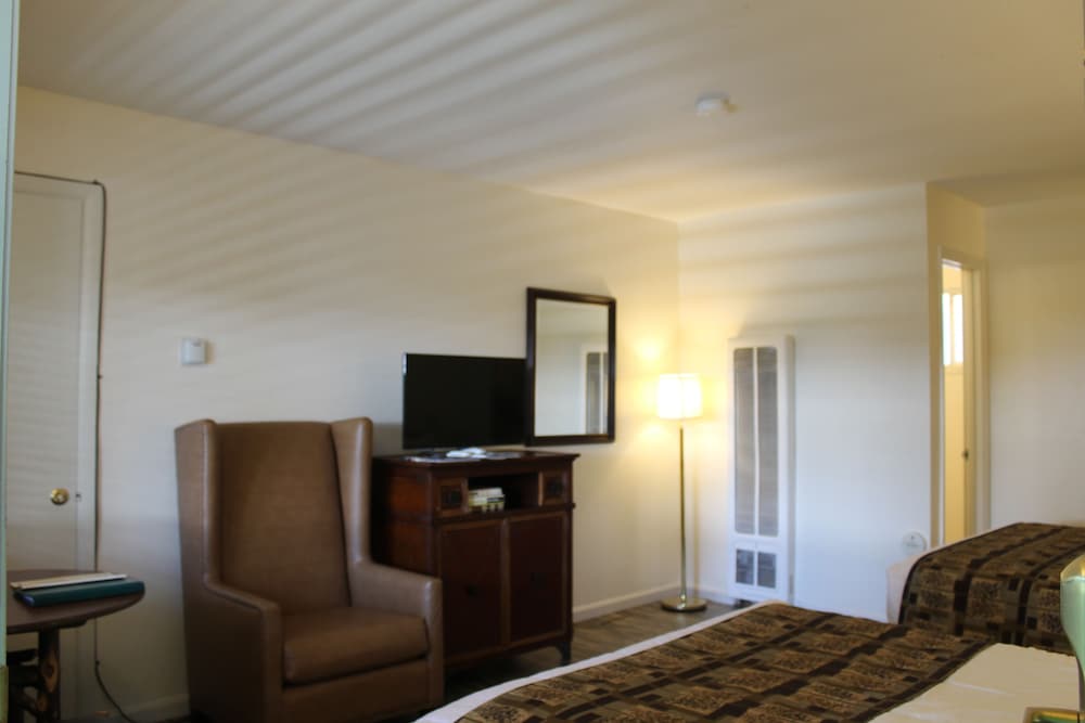 Big Pines Mountain House - photo 28