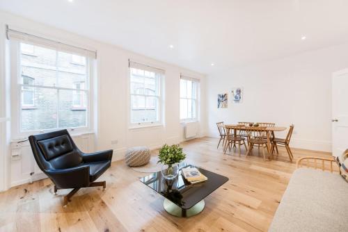 Covent Garden Apartments Netflix and Nespresso — 4-Star Luxury Hotel in London, United Kingdom