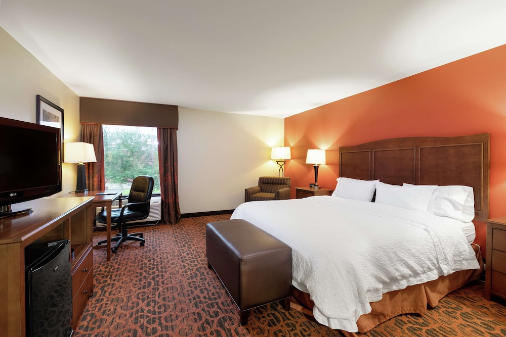 Hampton Inn Houma - photo 7