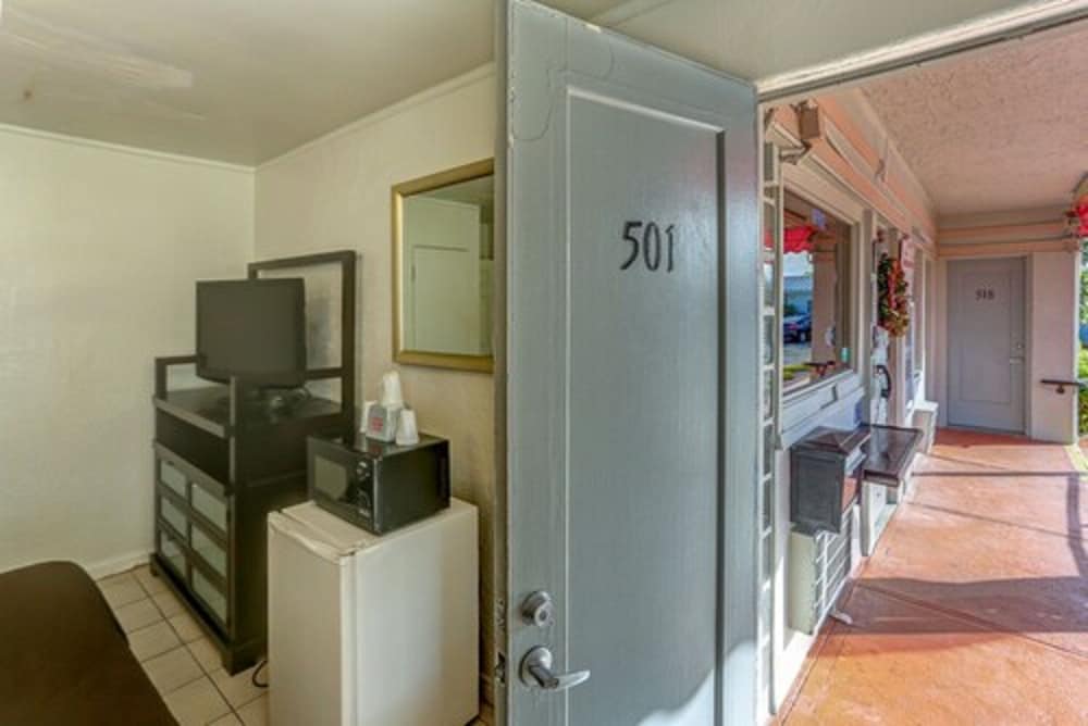 Richard's Hotel - photo 12