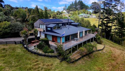 Sunshine Valley — 4-Star Luxury Hotel in Auckland, New Zealand