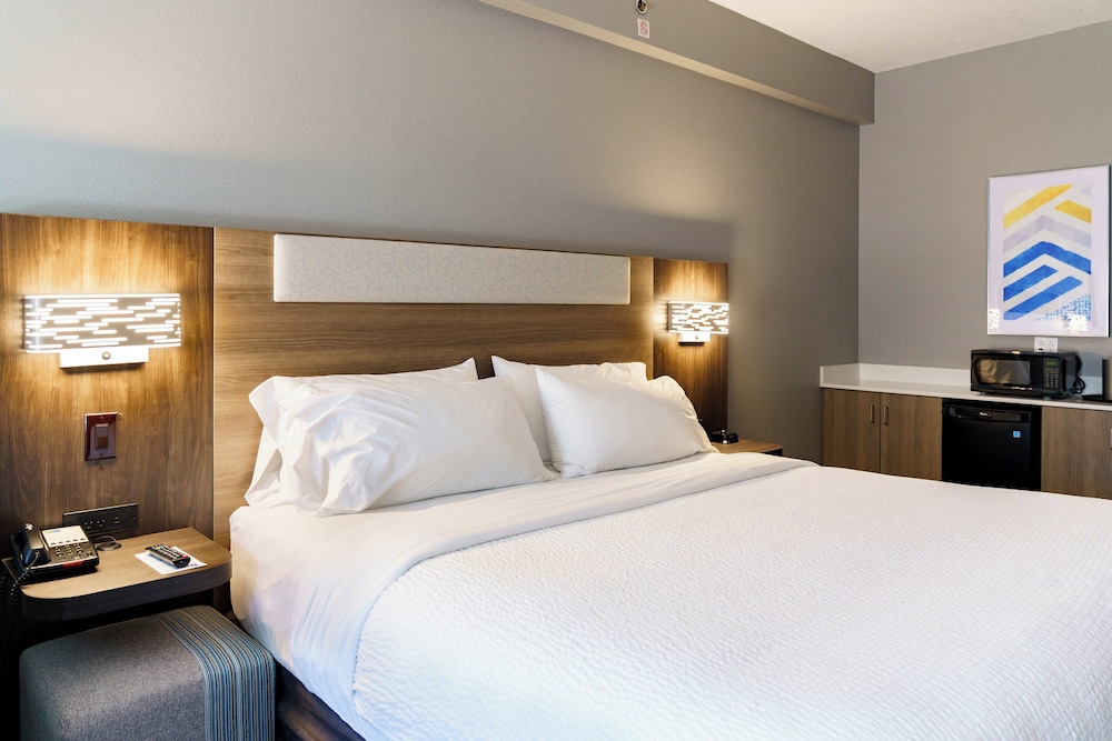 Holiday Inn Express Hotel & Suites Raleigh SW NC State by IHG - photo 17