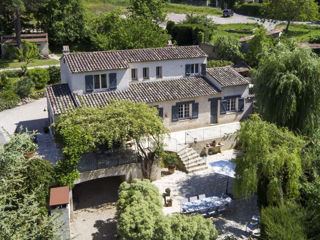 Le Vieux Lavoir St.paul en Foret — hotel in Saint-Paul-En-Foret