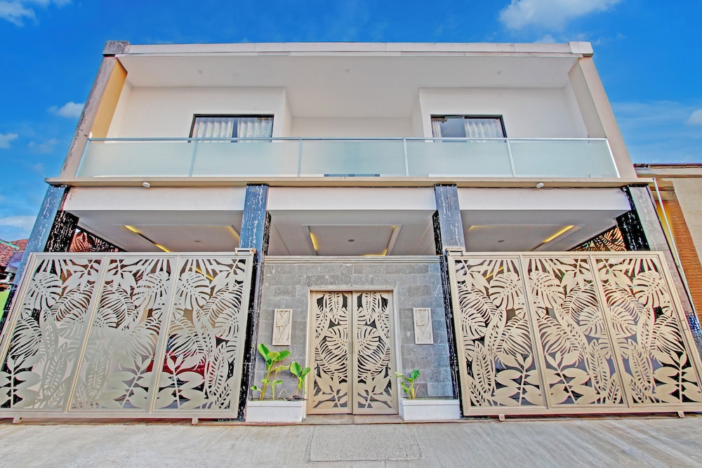 Hotel O Purwokerto near Taman Andhang Pangrenan formerly Harvest Inn in Purwokerto, Indonesia