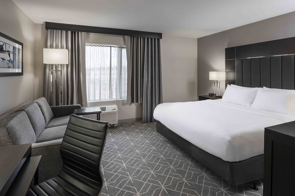 TownePlace Suites Providence North Kingstown - photo 4