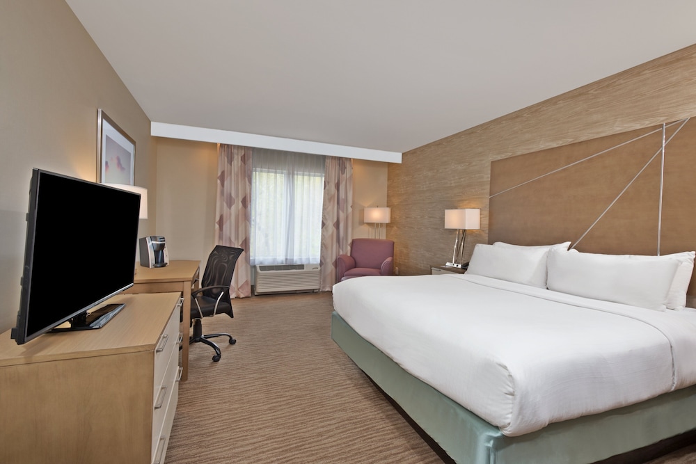 Holiday Inn Express & Suites New Cumberland by IHG - photo 9