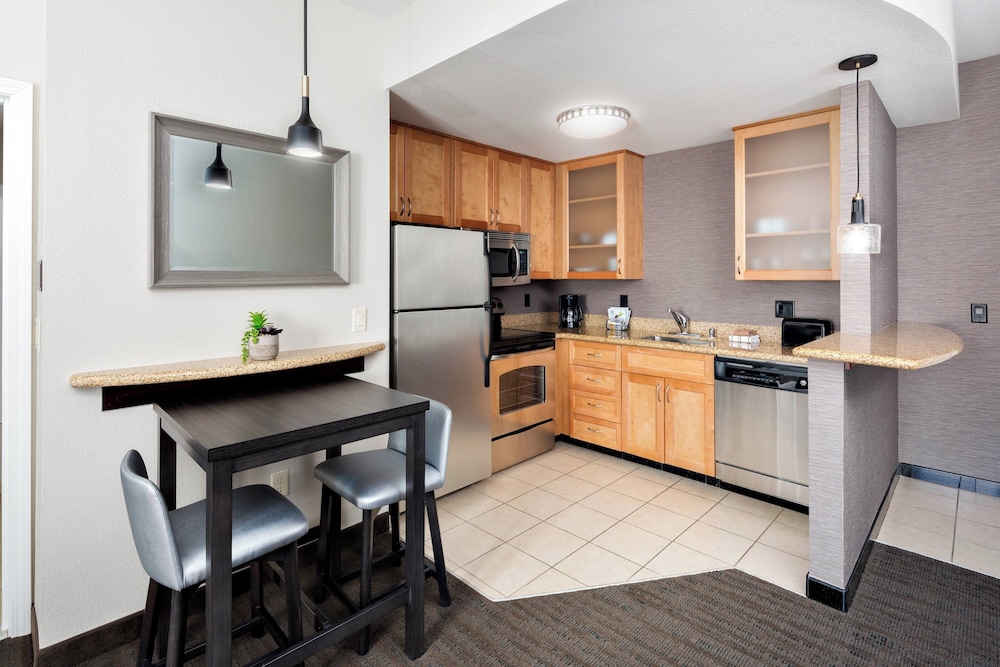 Residence Inn Phoenix NW Surprise - photo 7