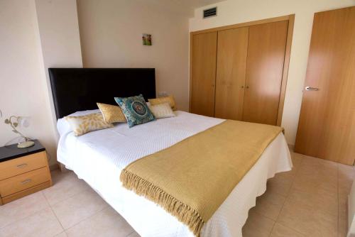 Vera Almeria Mar Y Piscinas in Vera, Spain