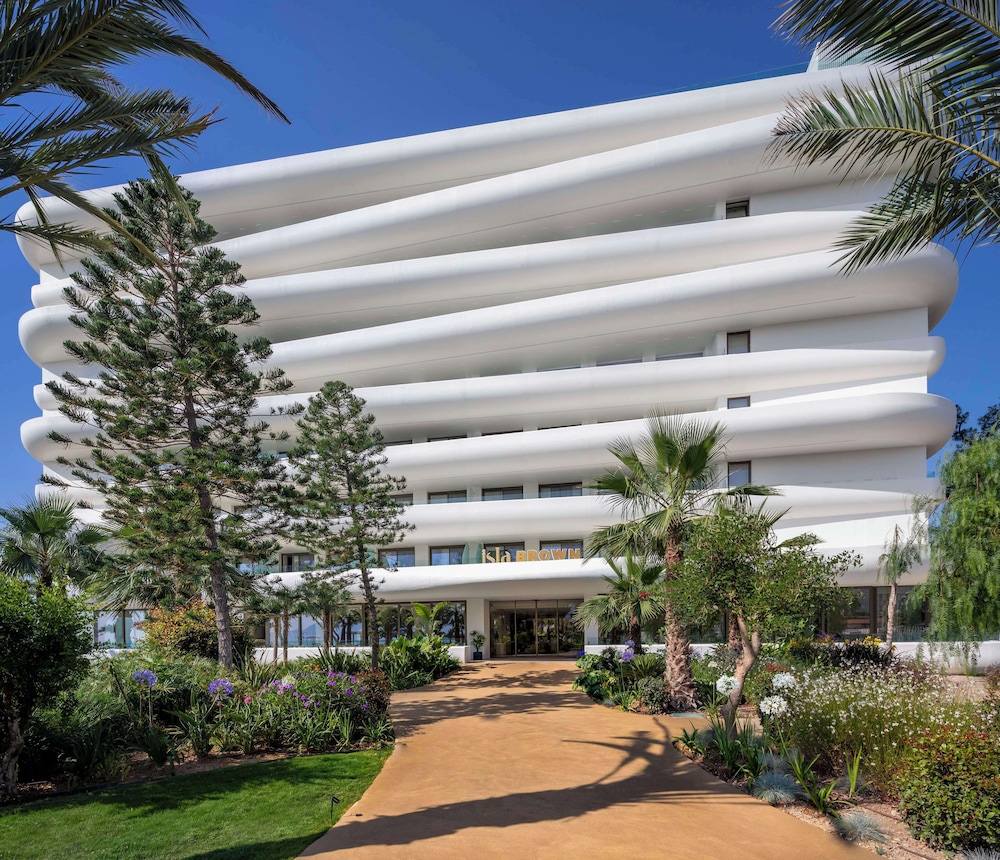 Isla Brown Corinthia Resort & Spa Curio Collection Hilton — hotel in Agioi Theodoroi