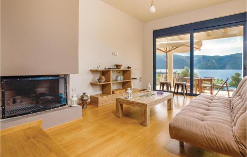 Seafront Holiday Villa — Chalkida — photo 3