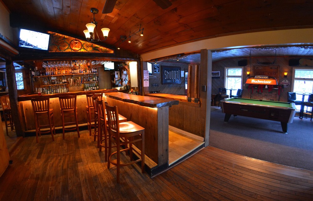 Hyde Away Inn - photo 48