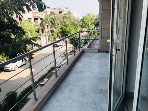 Oyo 320 Sector 35 - last minute hotel in Noida