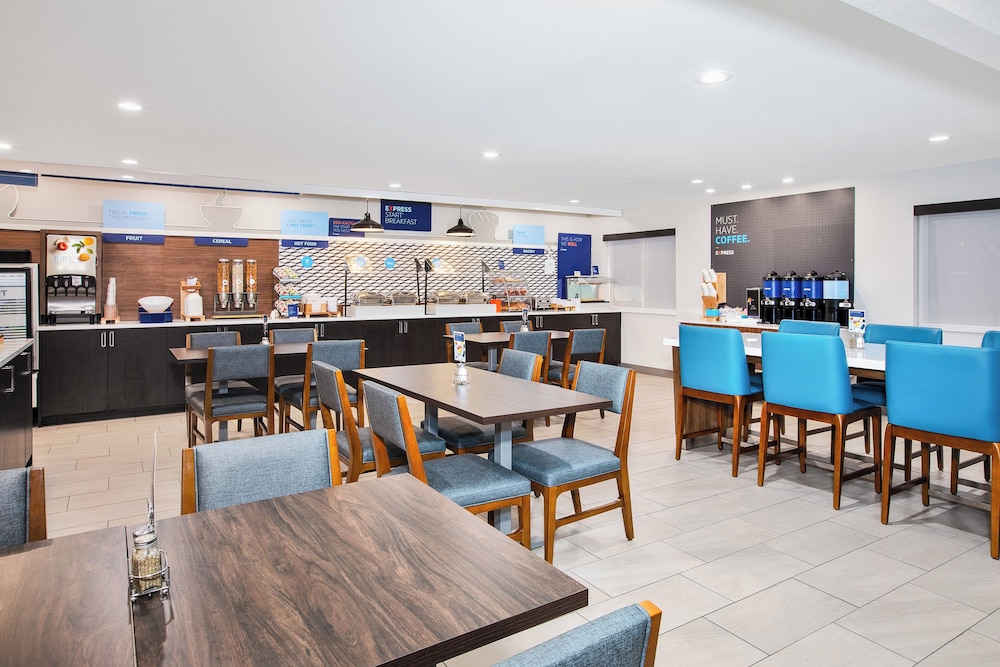 Holiday Inn Express Tuscola by IHG - photo 26