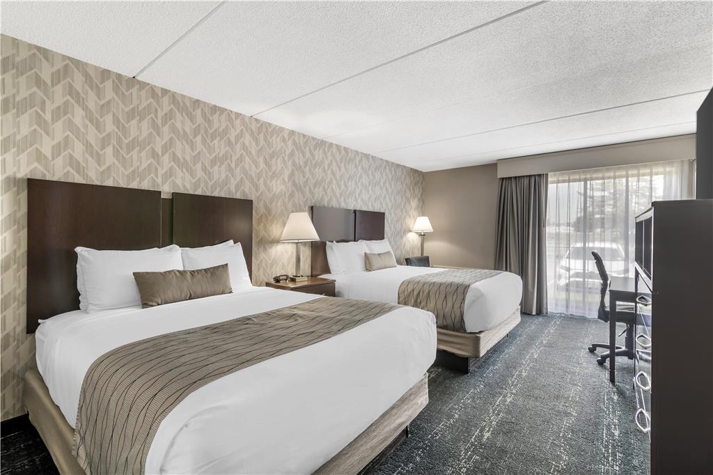 Best Western Plus Keene Hotel - photo 27