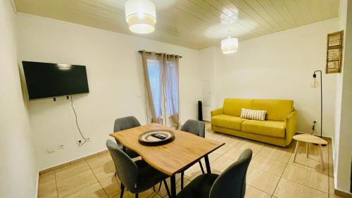 Soleil Levant by Tropic Locations in Sainte-Rose, Réunion