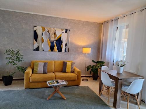 Corte Cavour — 4-Star Luxury Hotel in Valeggio Sul Mincio, Italy